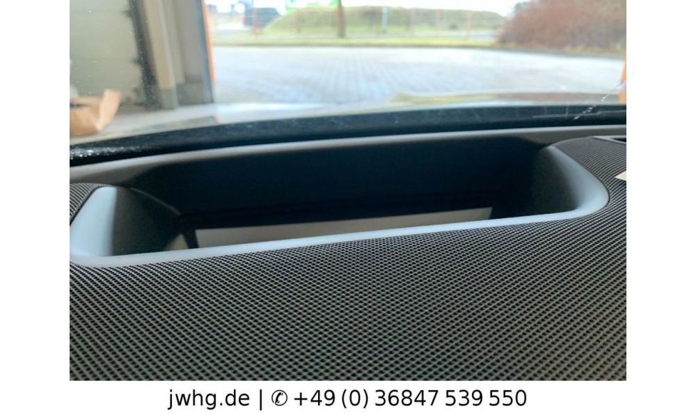 105497