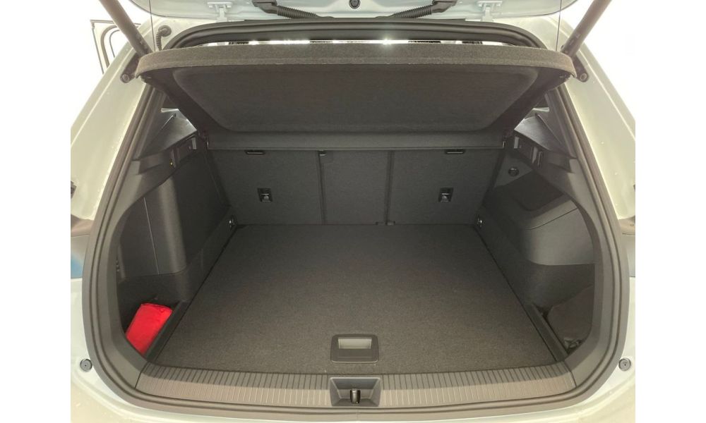 100983