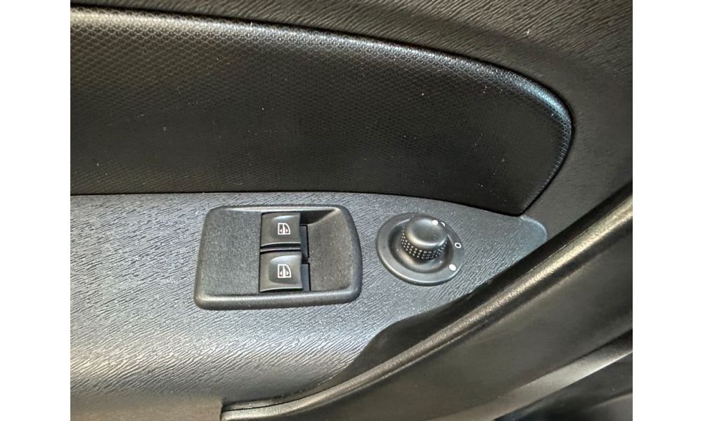 372695