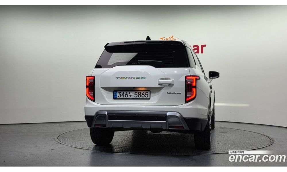 365031