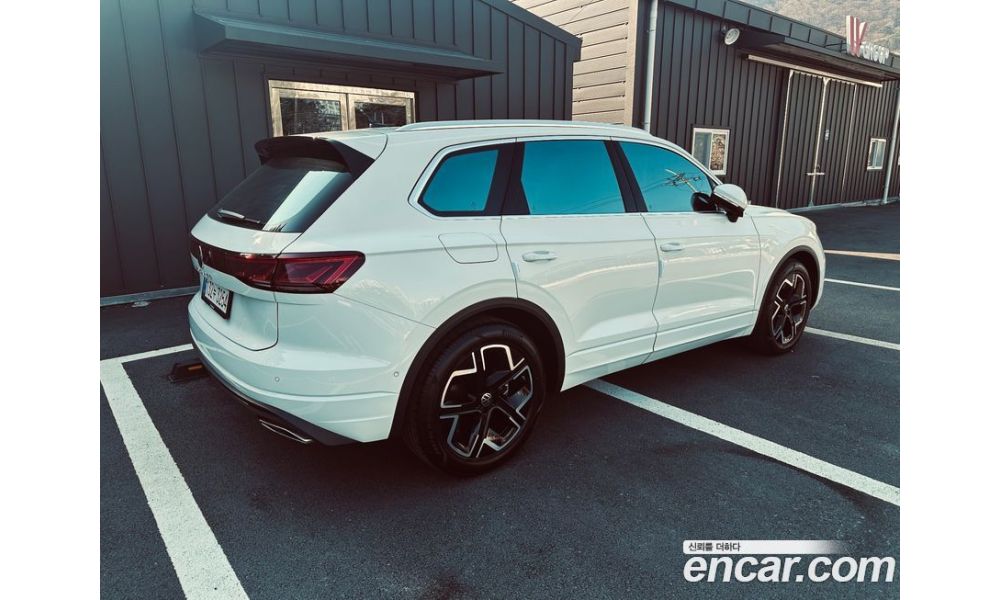 304299