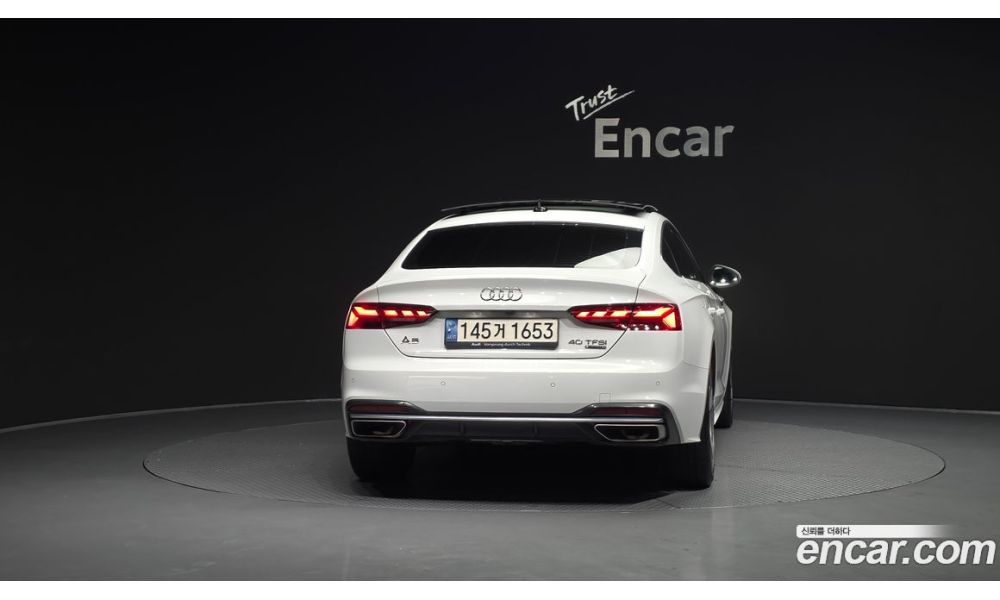569602
