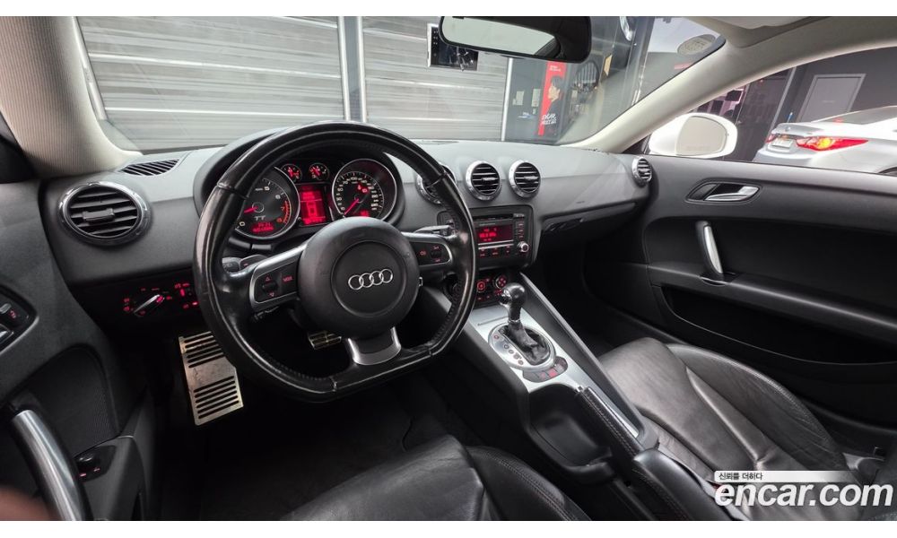 973968