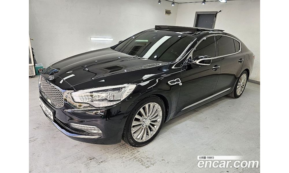 881083