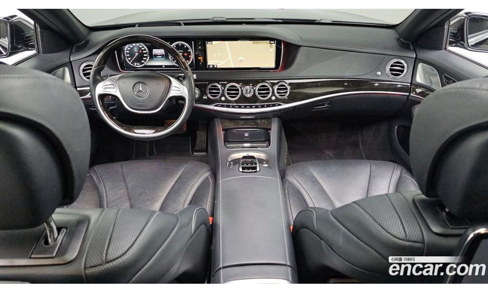 282233