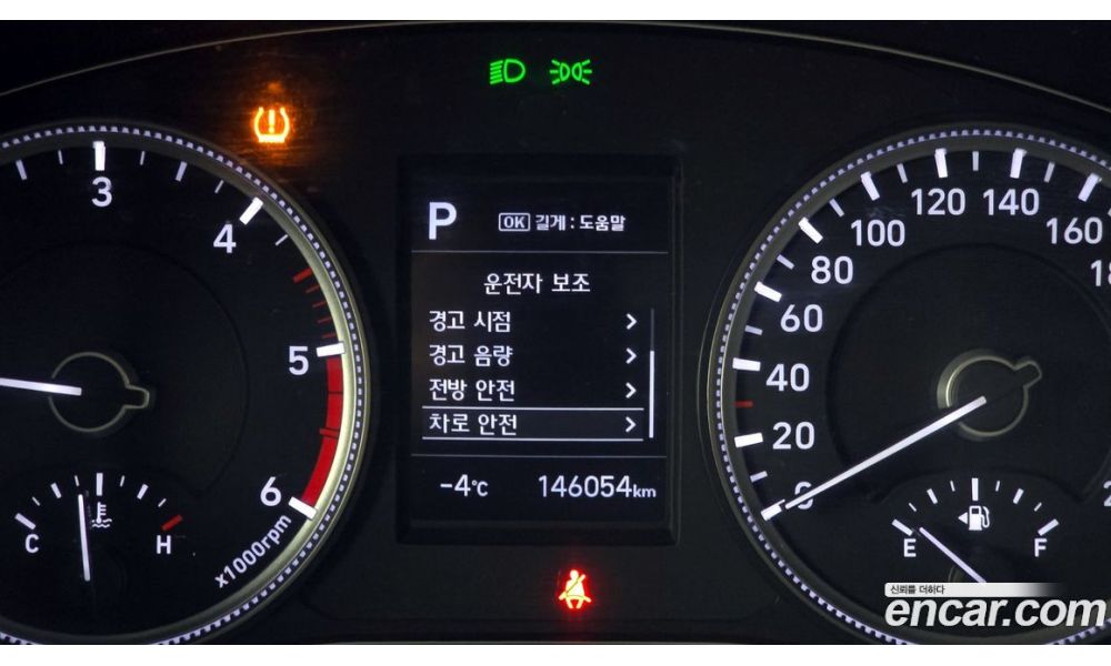 768358