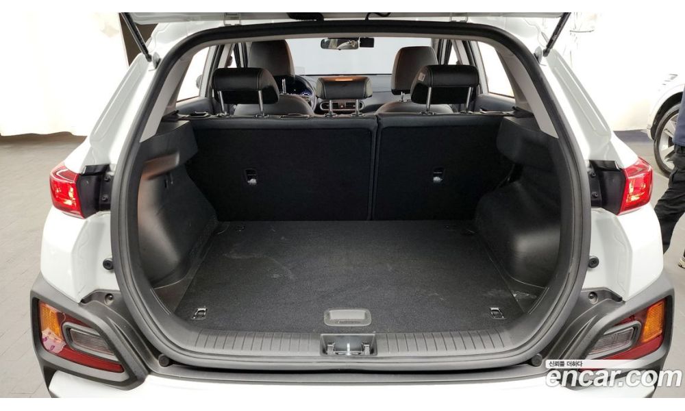 818862