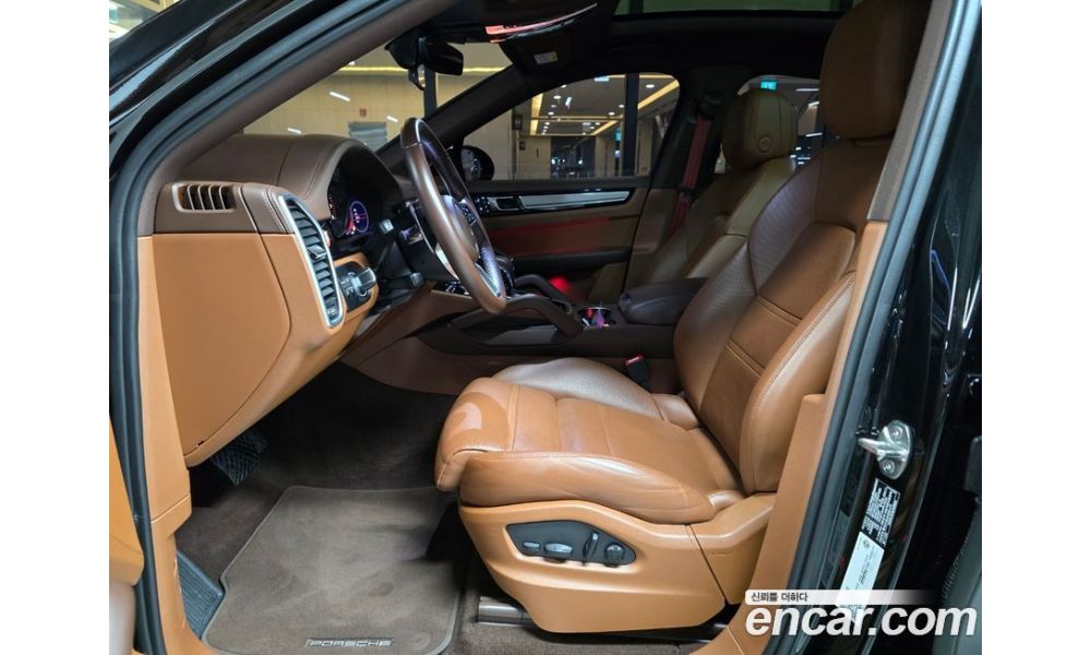 296913