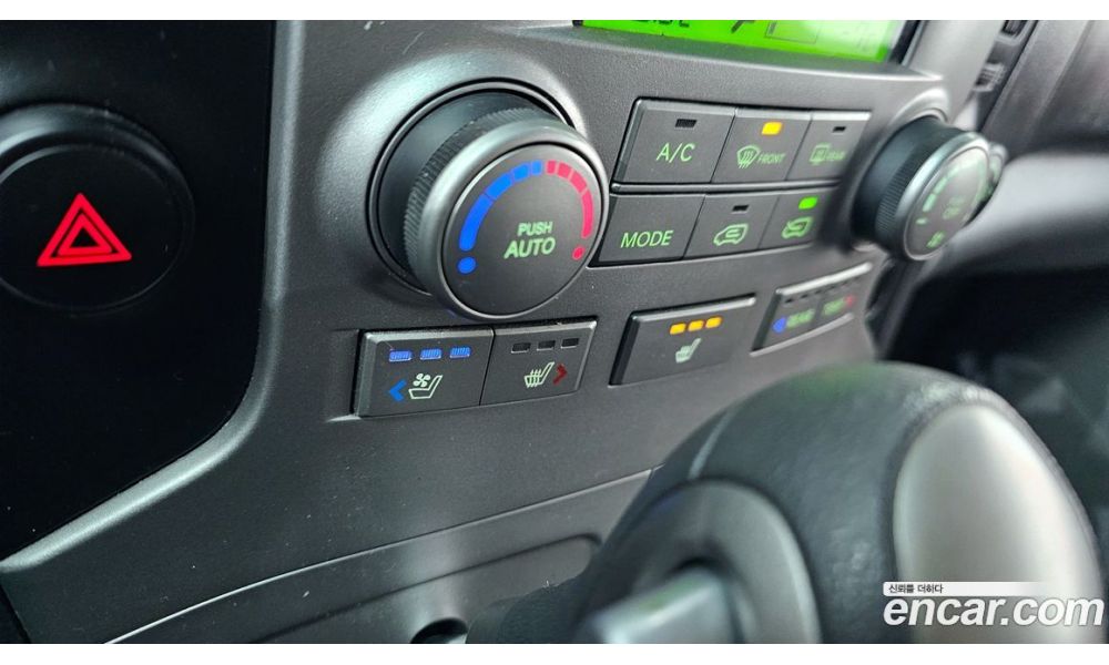 300623