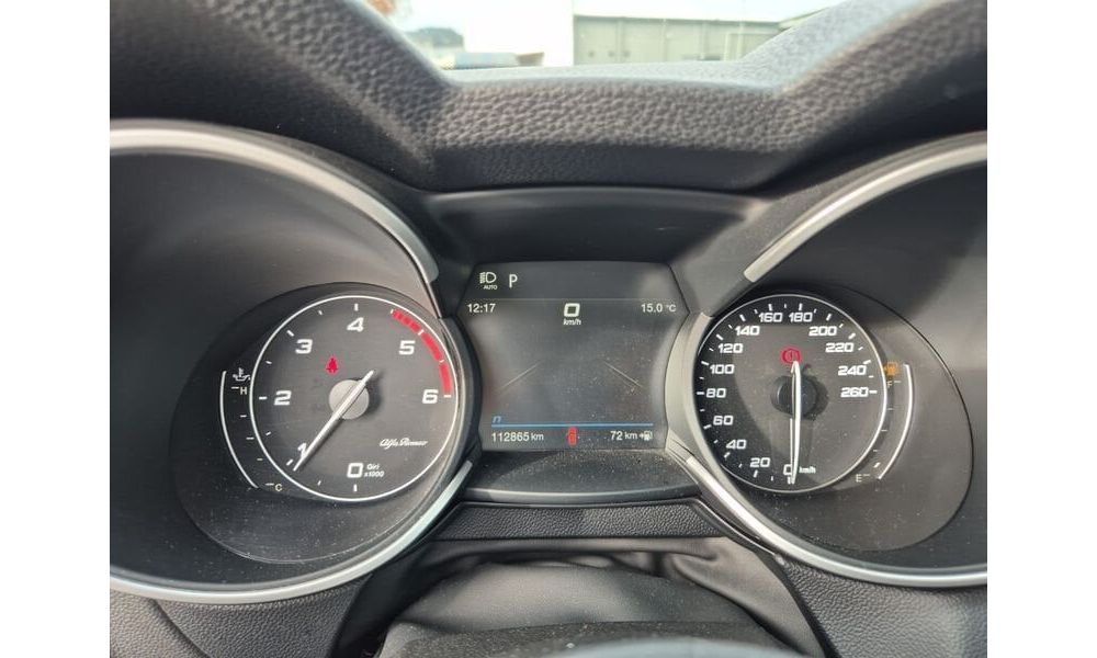 527308