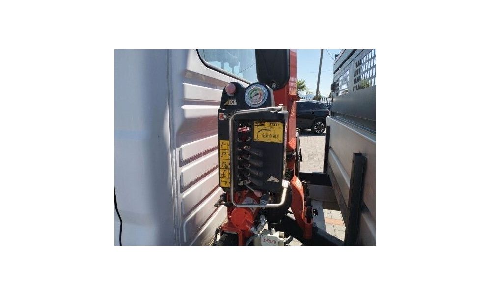840857