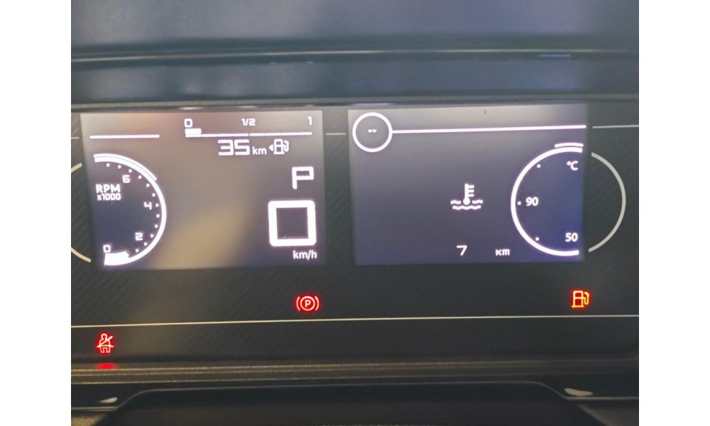 8941
