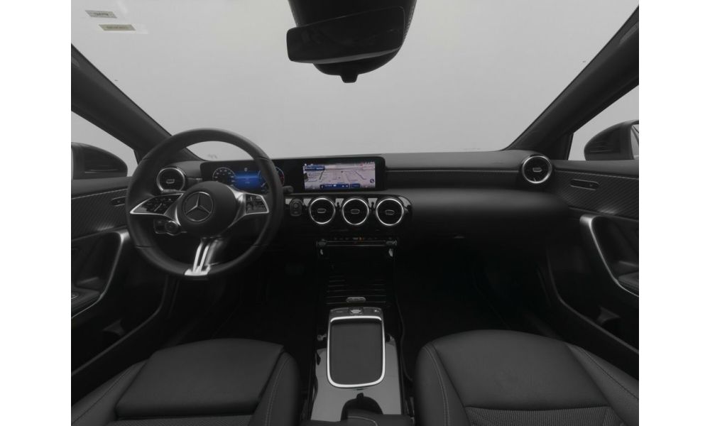 889142