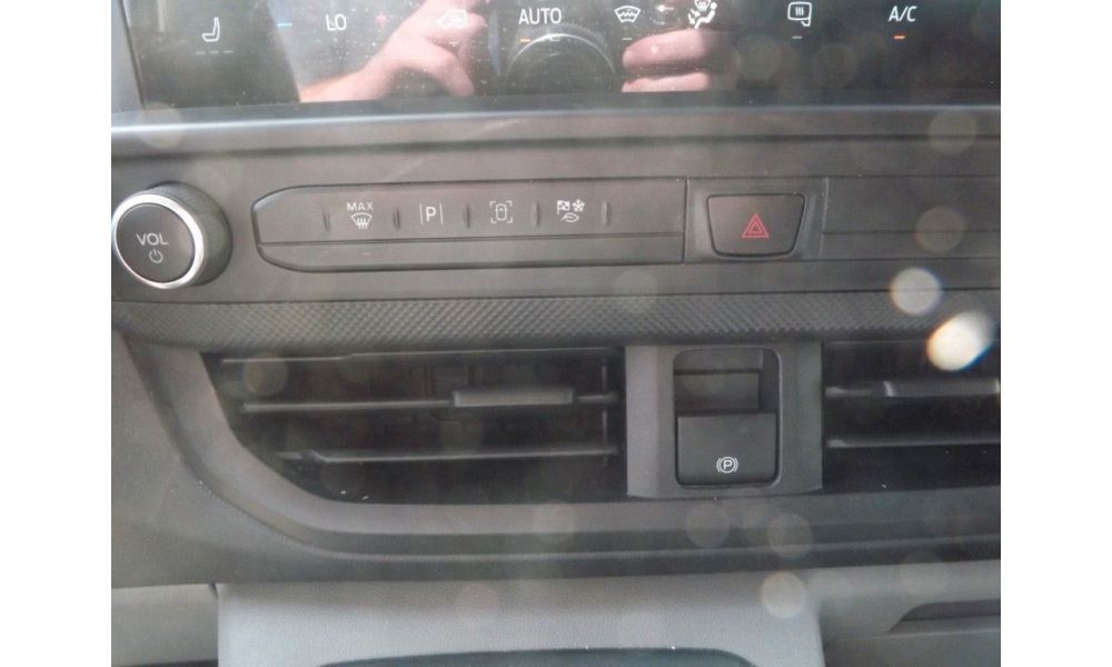 678078