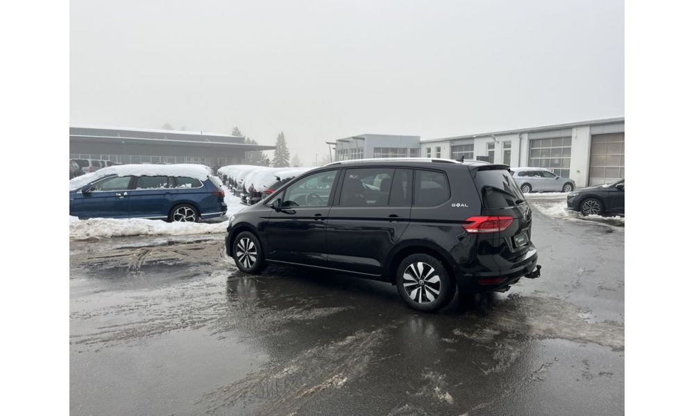 262325