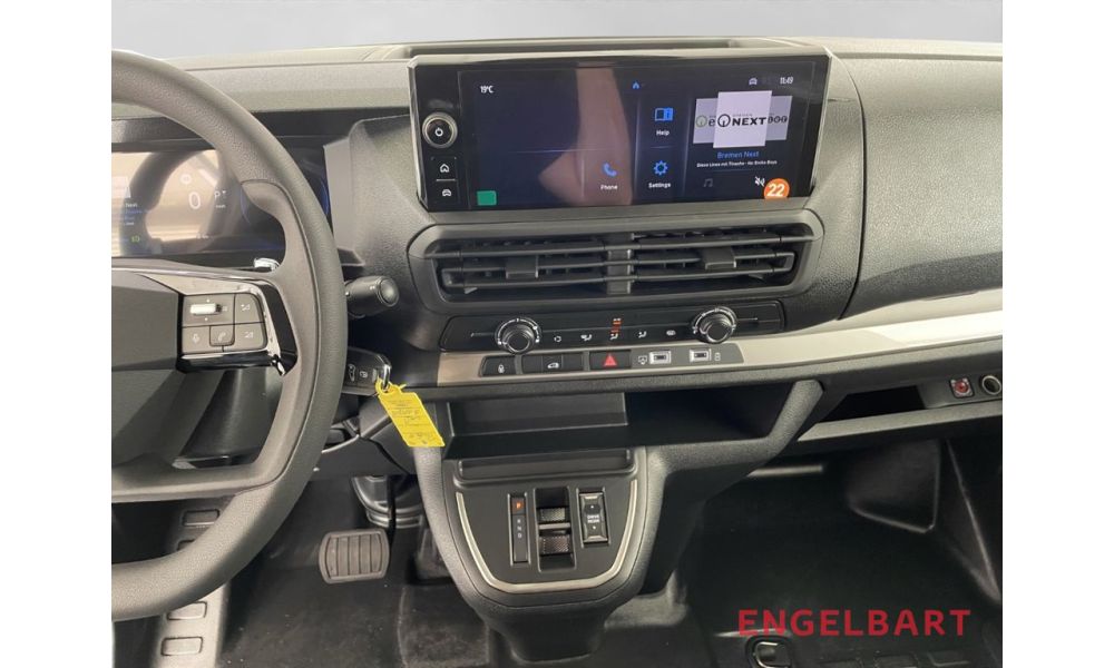 681796
