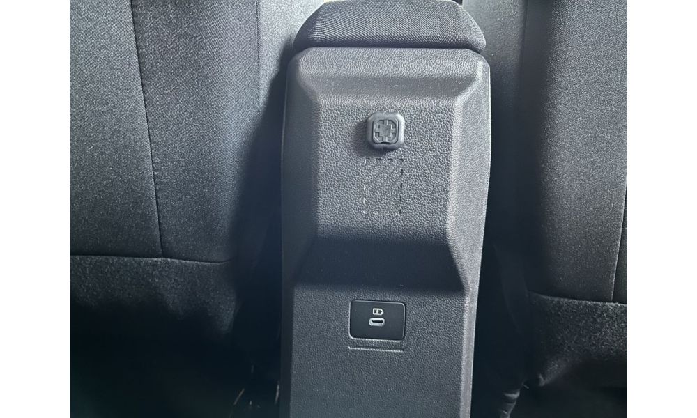 41700