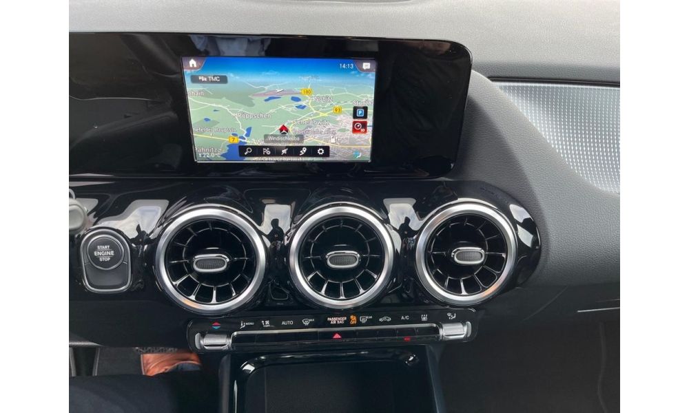 982543