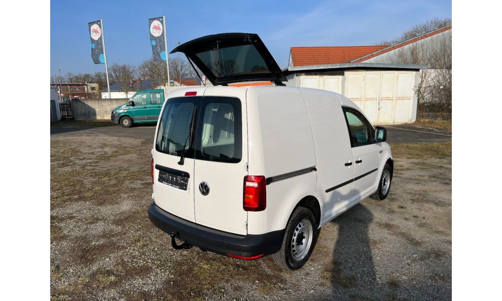 902623