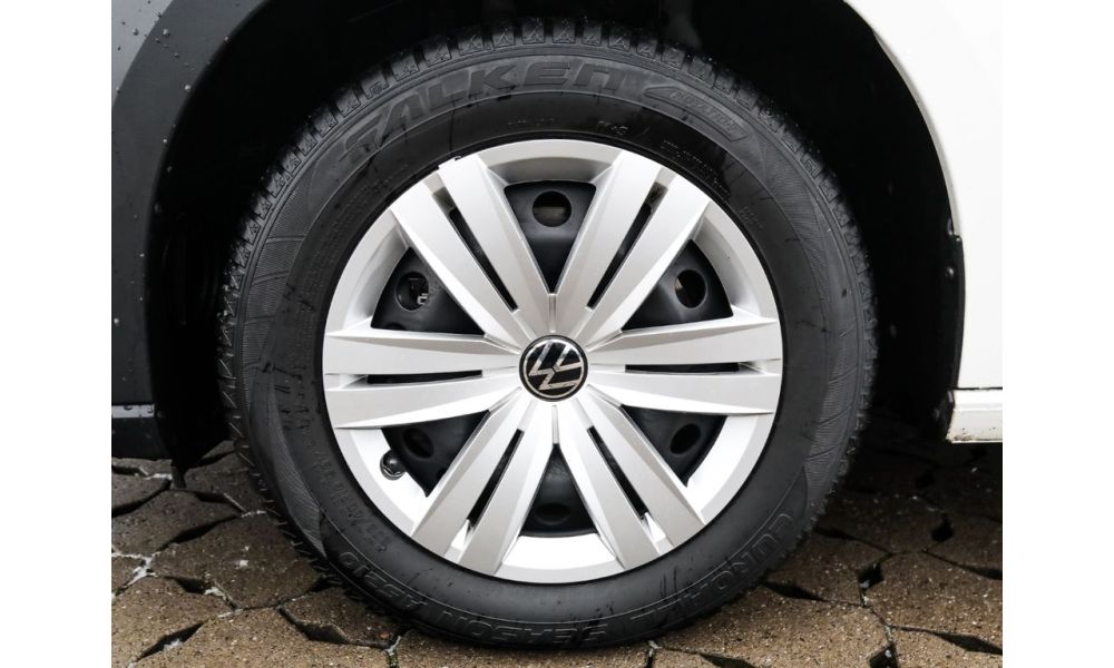 702035