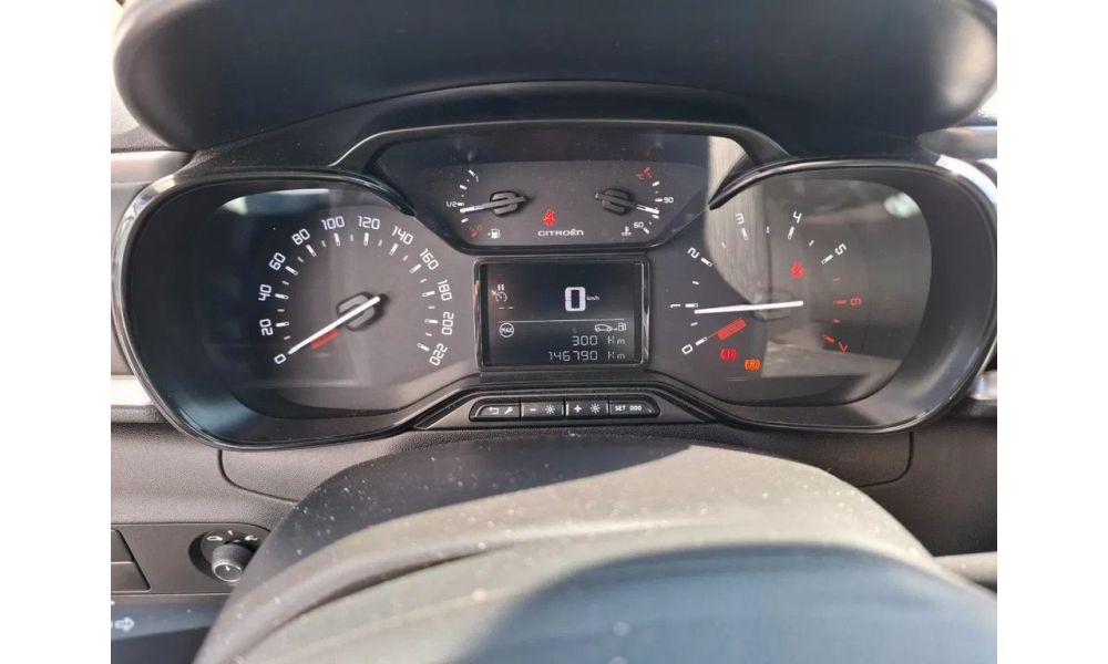 745671