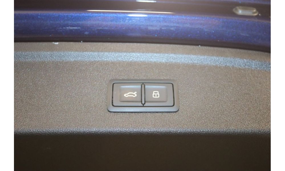 81962