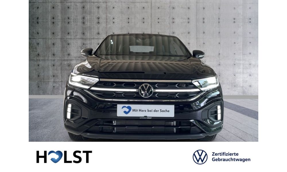 83381