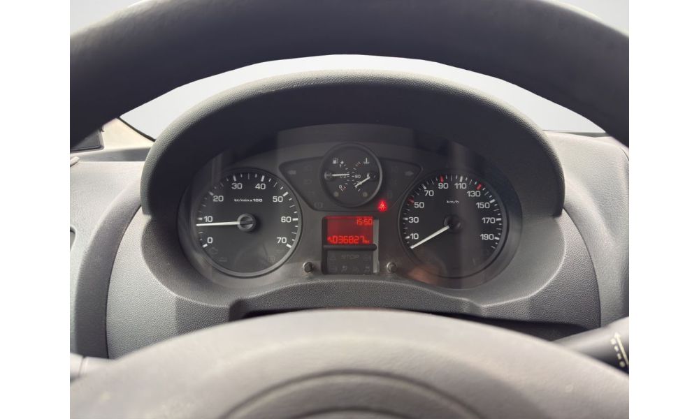 272750