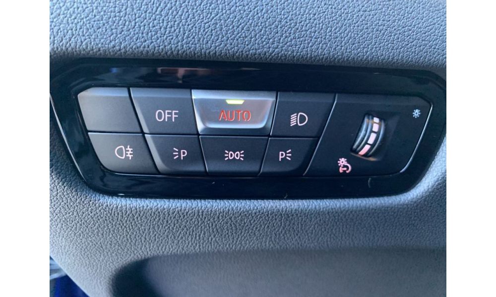 398832
