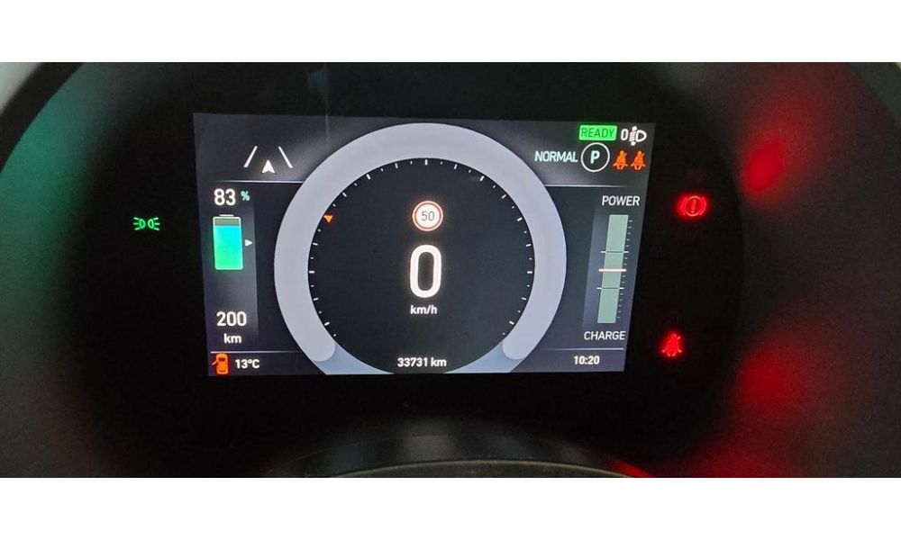 677940