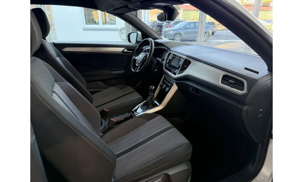 992576