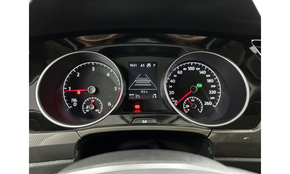 968631