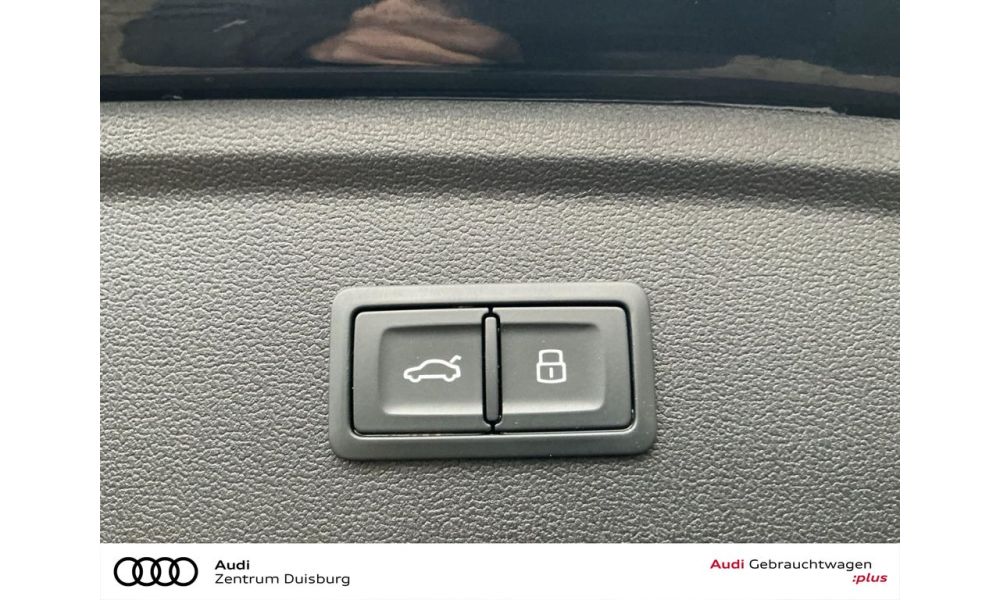 743687