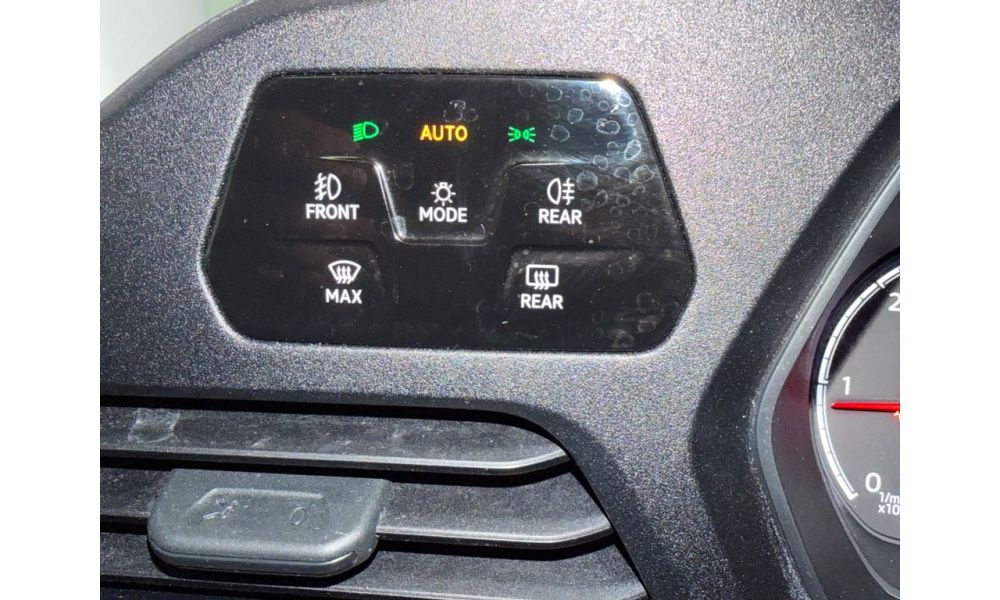 344686