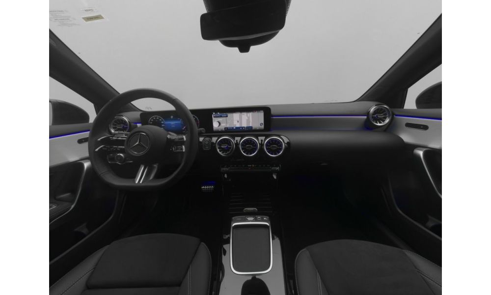913718