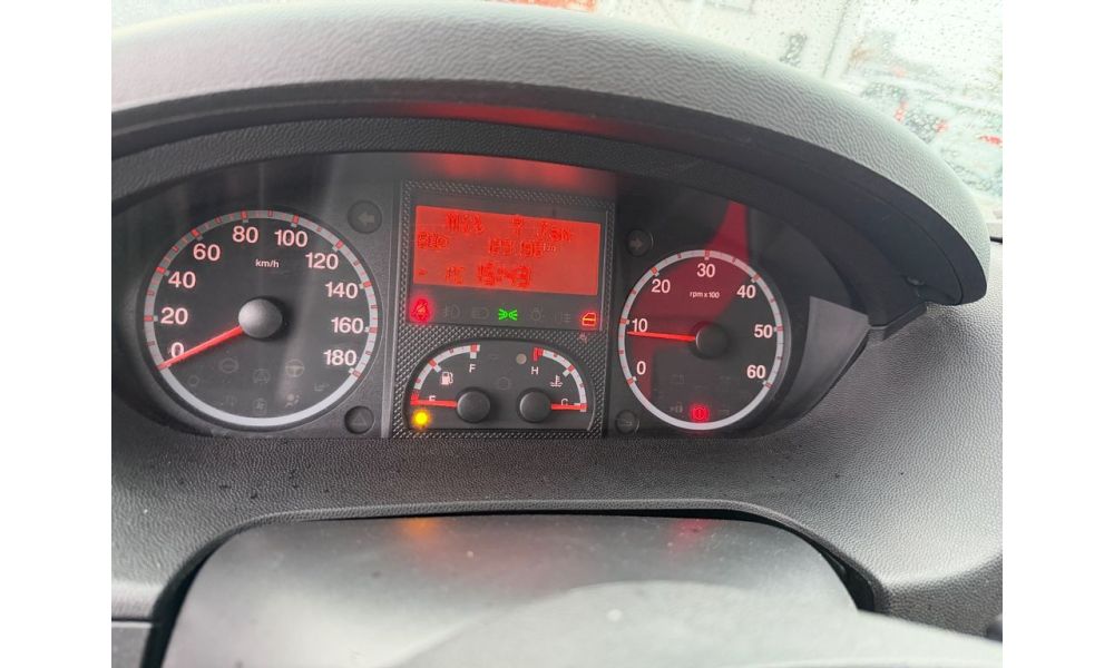 857000