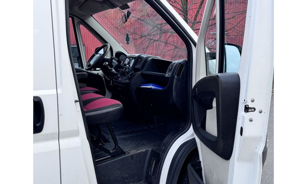 61975