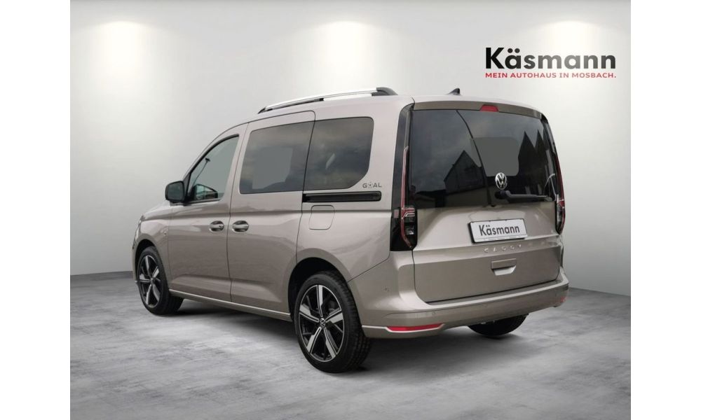 695890