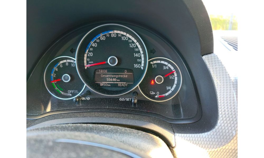 655812