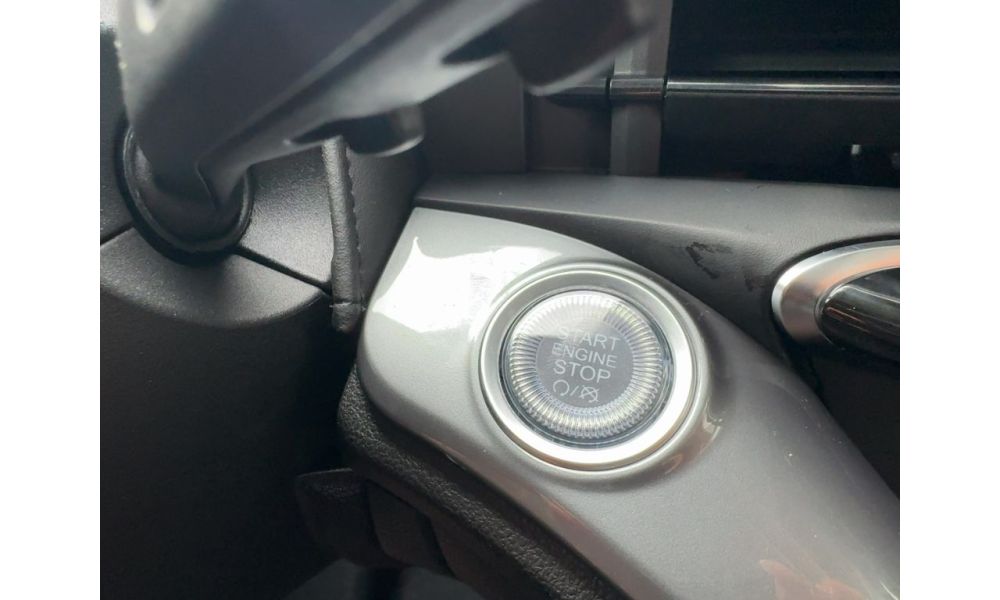 868240