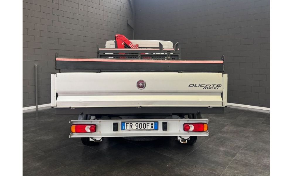 234008