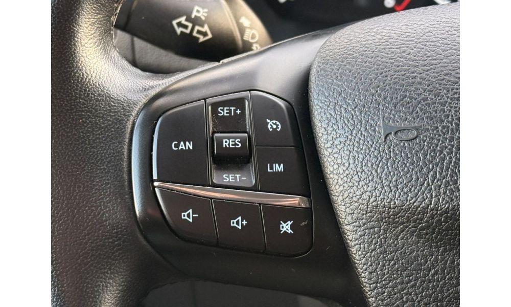 991236