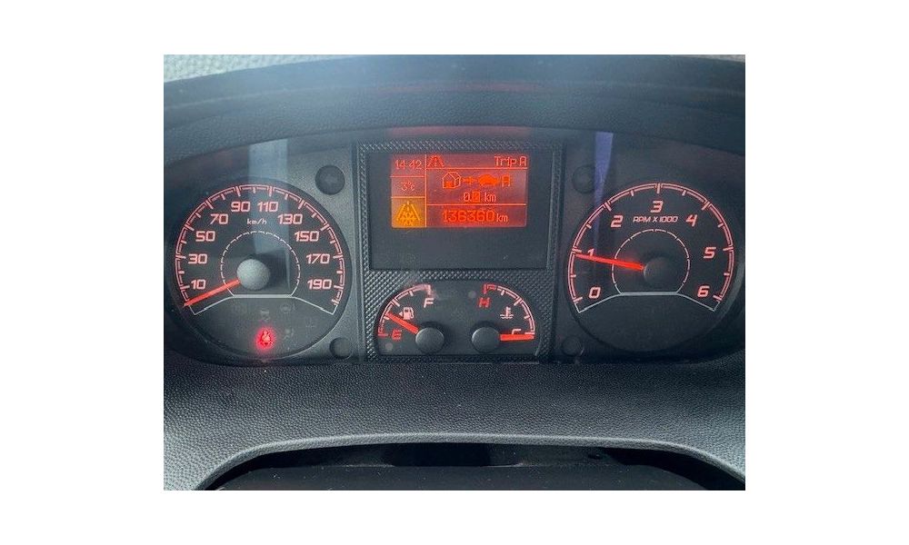 226068