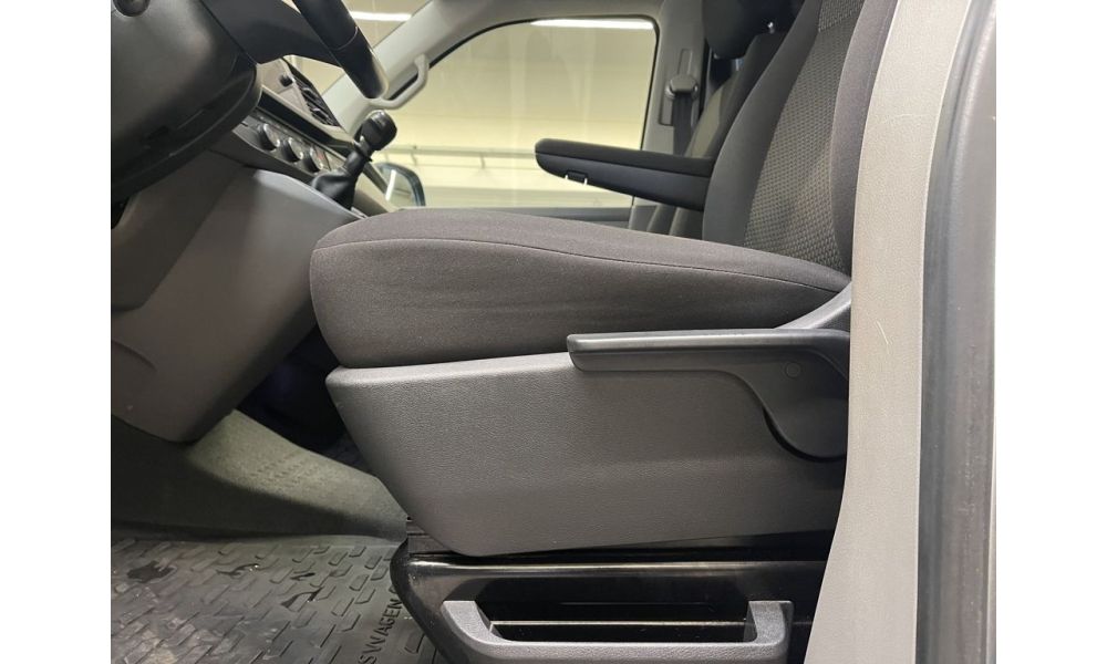 781864