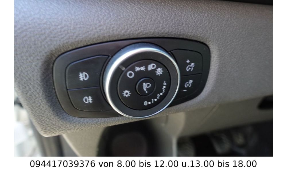 563326