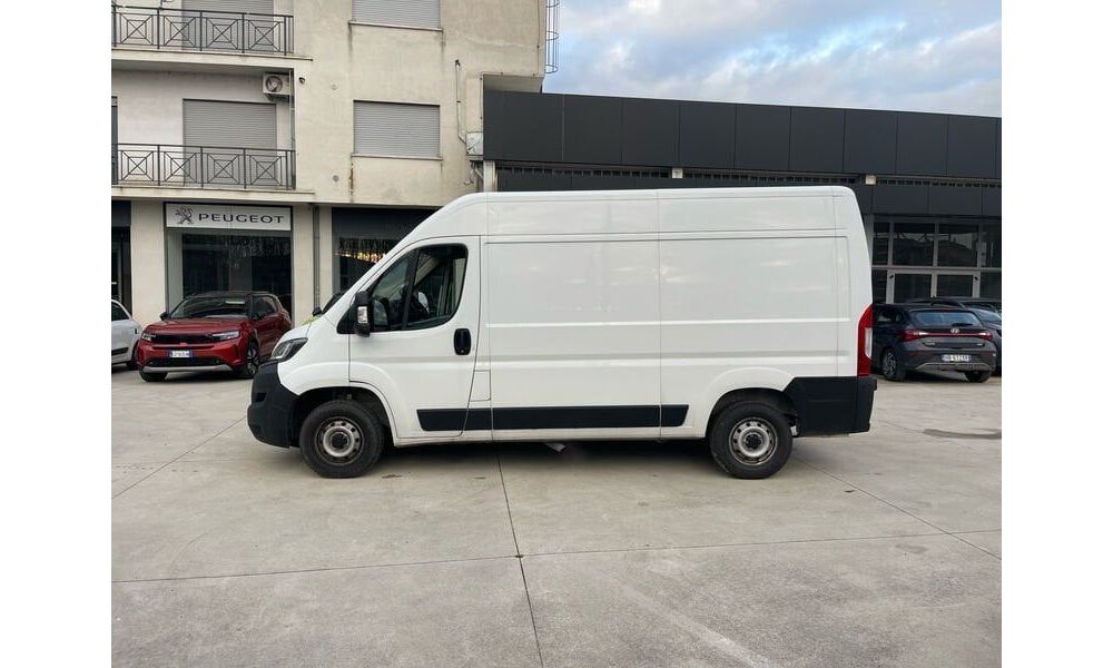 431752