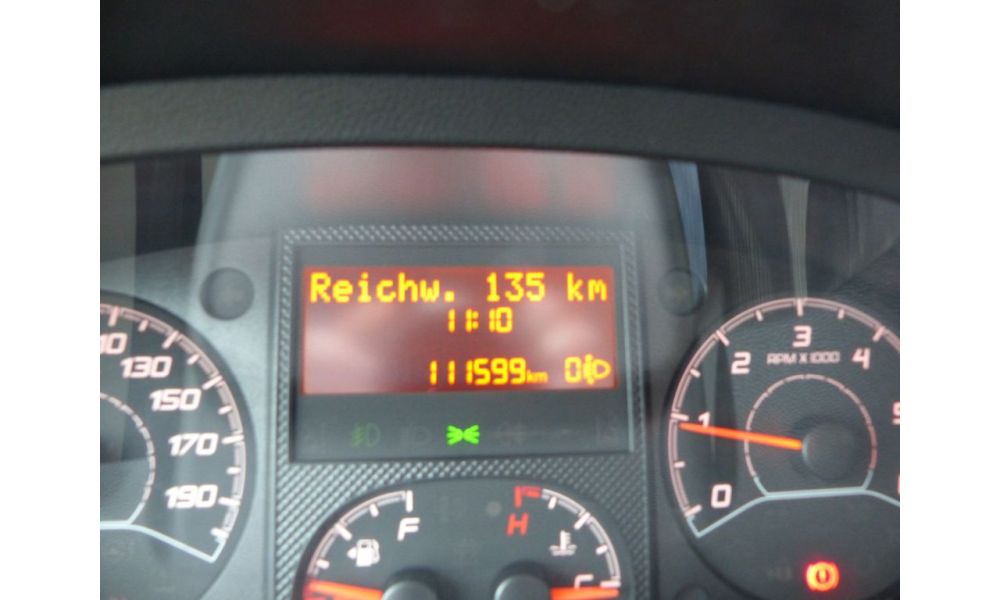 916784