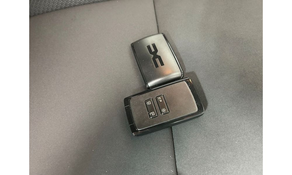 659343