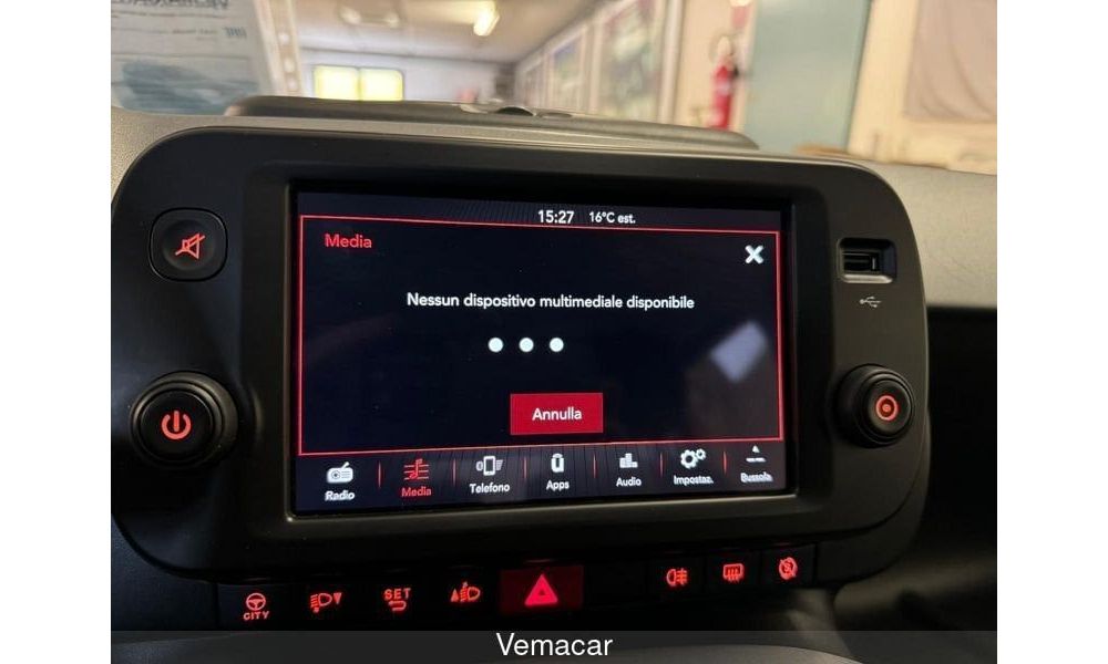 689898