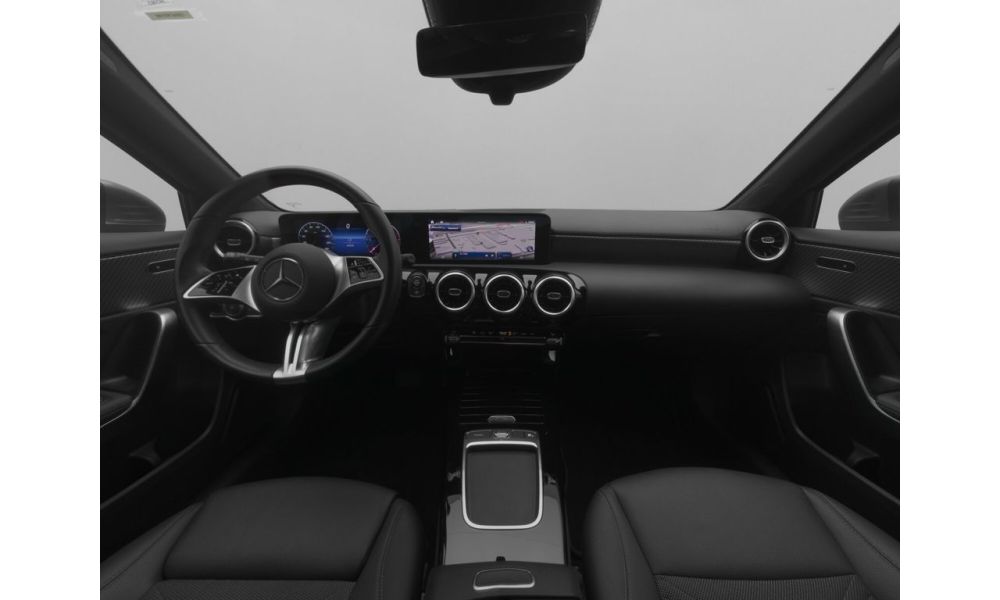 413590